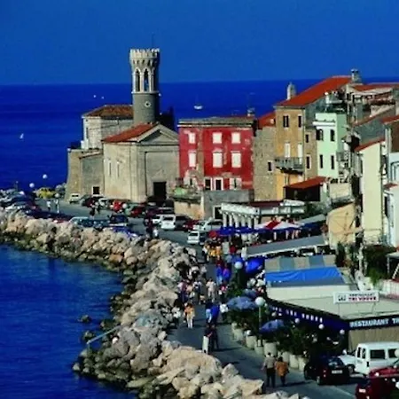Lana * Izola