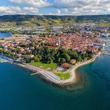 Апартаменты Lana