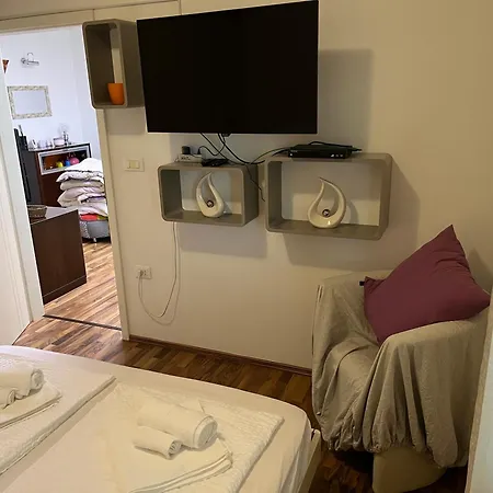Lana Apartmán *